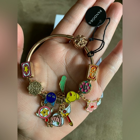 NIB Pandora Moments Sparkling Snowflake Clasp Bangle Japan Card Captor Sakura - Picture 3 of 16